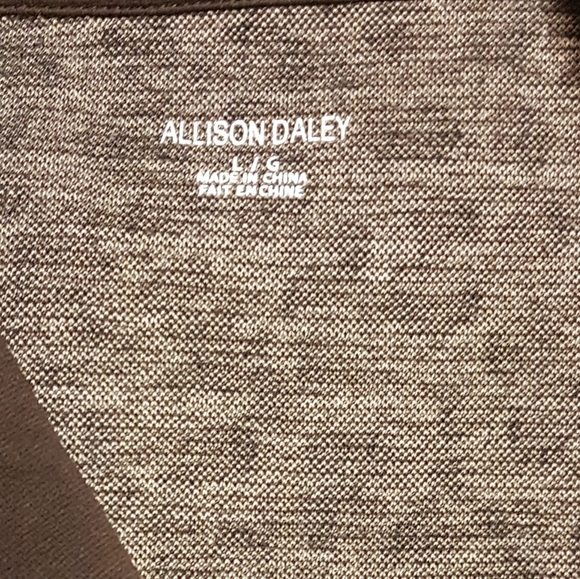 Allison Daley Vest - Picture 2 of 7